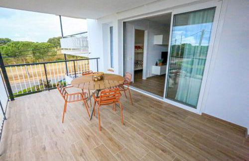 LITORAL COSTA DORADA - ROSA DELS VENTS Only families - Foto 3