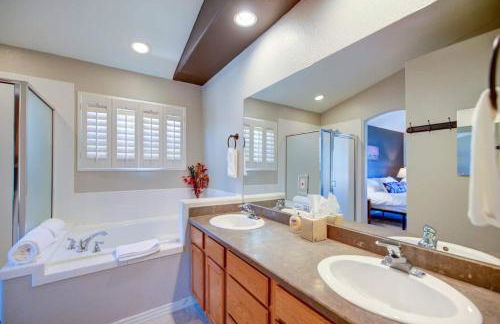 Picturesque Pueblo at Palmer Lake Sleeps 14 - Foto 16