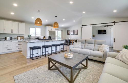 Modern Del Rey Oaks Retreat 2 Mi to Monterey Bay! - Foto 6