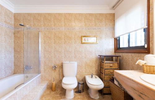 One & Only Sports and Relax Villa by Eden Rentals - Foto 55