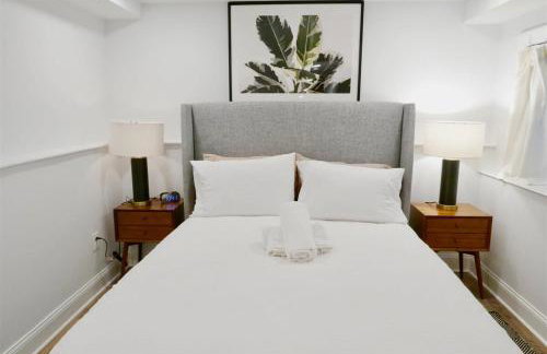 On DCs Doorstep Family Friendly 2 bed Cap Hill Apt - Permit - Foto 7