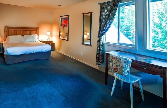 Polar Peak Lodges by Fernie Lodging CO - Photo 2