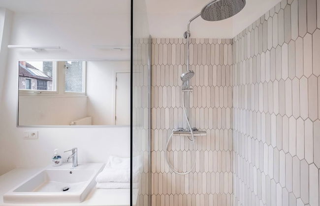 Top Floor New Duplex Stunning View In Trendy St Gilles - Foto 44