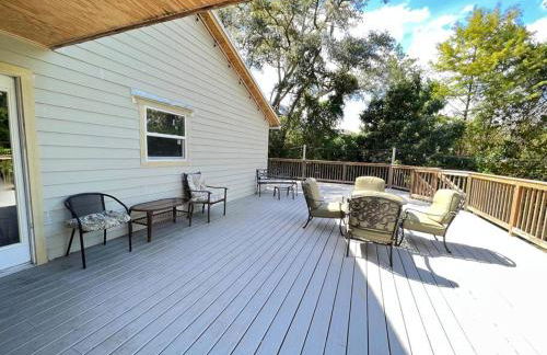 Resort Like house, 4 bedrooms, 3 bathrooms - Photo 17