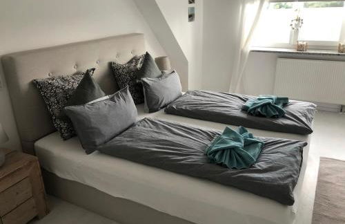 Hygge House - mit Garten, Dachterrasse und Weitblick - Foto 13