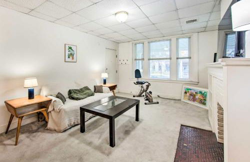 Lancaster Unit with Expansive Covered Porch! - Foto 5