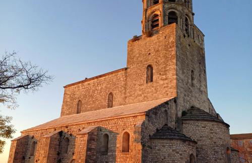 LA GARDE ADHEMAR, L'escalier Médiéval - Foto 59