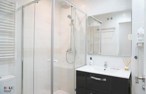 Almagro Apartments - Photo 16