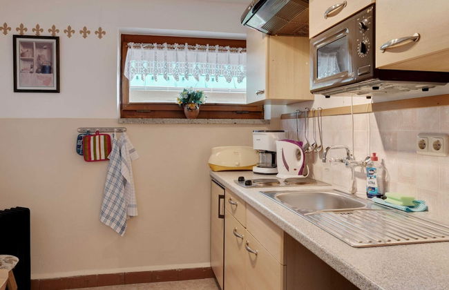 Finnhutte in Trusetal Near Waterfall - Foto 12