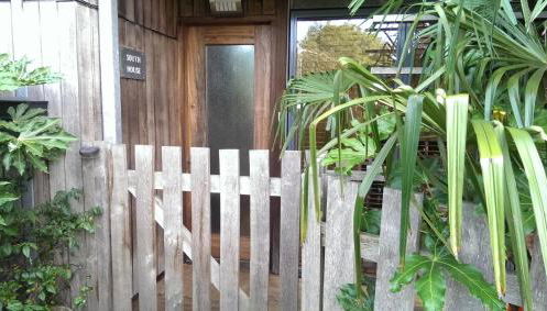 South House - Foto 2, Garden view