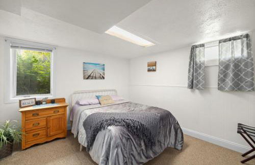 Bo360 White House with Fenced Yard - Foto 21