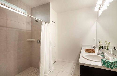 Modern 4 Bdr Home near Tradition Town Center - Foto 21