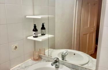 Stunning farmhouse with heated private pool in Provence - Photo 31