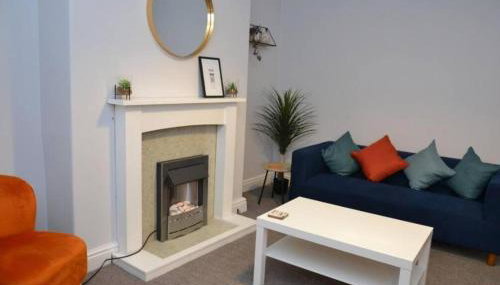 Salisbury - New 3br home, wifi, parking, sleeps 6, near Liverpool city centre - Foto 4