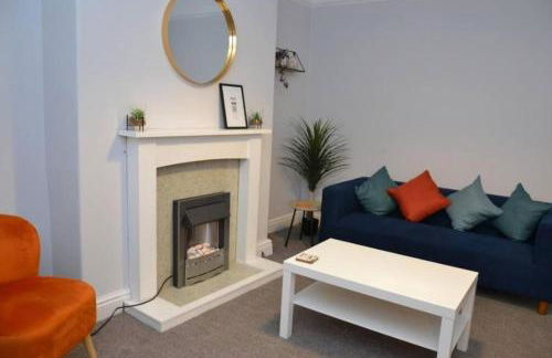 Salisbury - New 3br home, wifi, parking, sleeps 6, near Liverpool city centre - Foto 4