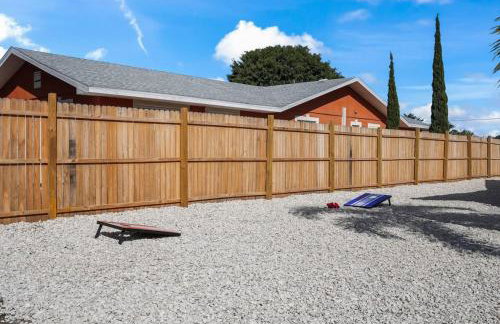 Coastal Home 10 min to the Beach - Foto 31