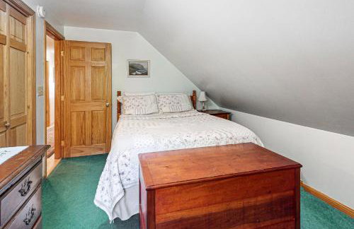 Spectacular Sebec Setting - Foto 16