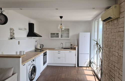 LES SABLETTES LES PIEDS dans L'EAU - Foto 6