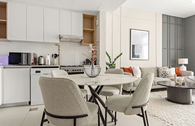 Silkhaus Reflection Tower - Photo 10