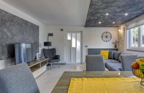 Amazing Apartment In Kanfanar With Wifi - Photo 33