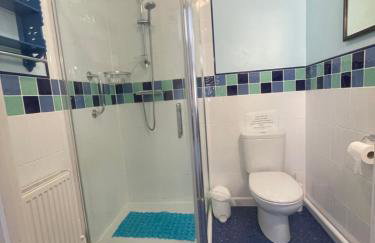 Three Gables, West Wight village house, Sleeps 10 - Photo 25