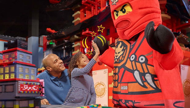 Play tons of fun games, like Ninjago