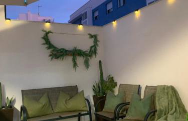 ARENA Y SAL , acceso directo a la piscina, terraza , aire acondicionado, mascotas bienvenidas - Foto 7