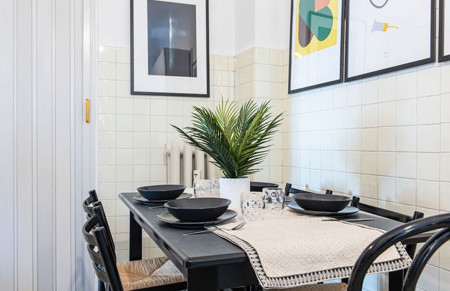 JOIVY Sophisticated Flat W/ Desk - Foto 20