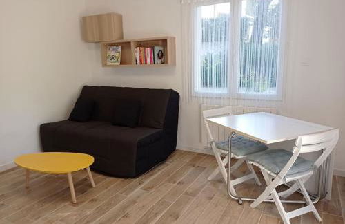 Petite maison dans un écrin de verdure - Foto 11