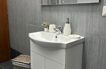 Alice's little house is Manuel - Foto 9