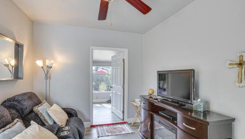 2 Mi to Dtwn Atascadero! Cozy Cottage with Yard - Foto 4