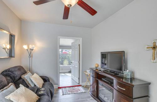 2 Mi to Dtwn Atascadero! Cozy Cottage with Yard - Foto 4