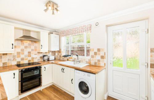 Harborne Queen Elizabeth hospital home - Photo 1