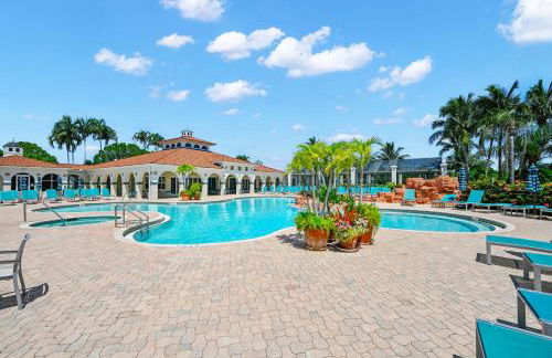 1st floor condo, resort amenities, stunning view - Foto 23