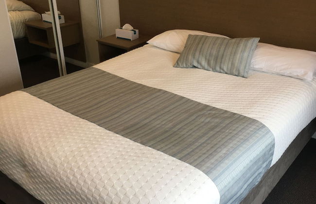 Dolphin Lodge - Photo 53