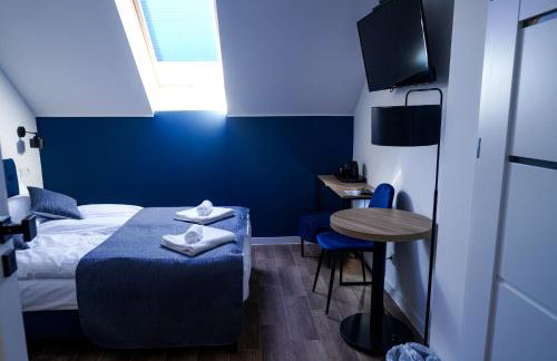 La Familia TYBURA - Foto 50