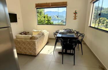 Exclusivo flat 2 quartos à beira-mar com vista panorâmica - Foto 7