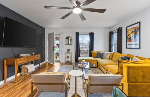 Pool Table WALK to Downtown Bars and Farmers Market - Foto 11