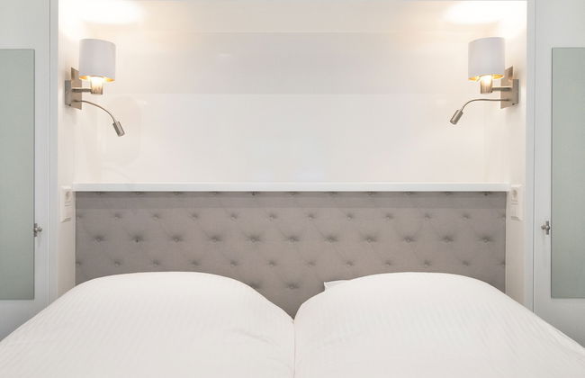 BizStay Park Central Executive - Photo 21