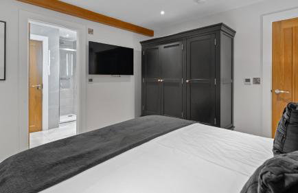 The Studio Cottage - Photo 11