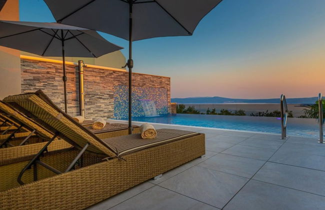 Lorena Stylish Sea View Villa - Foto 18