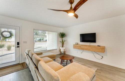 Nokomis Home with Screened Pool, 3 Mi to Beaches! - Foto 4