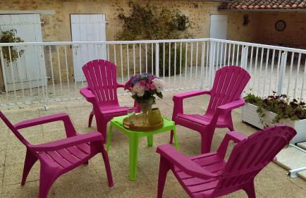 Repos et détente au cœur des richesses du Poitou - Foto 4