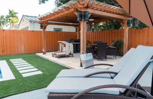 Luxury Retreat 3B ,2Ba POOL , Coral Gables Center - Photo 18