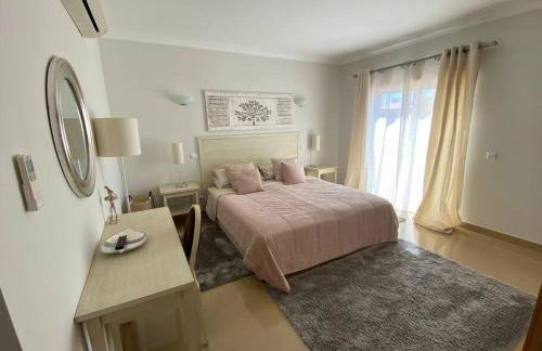 Beautiful 2 bed townhouse on Boavista golf course - Foto 14