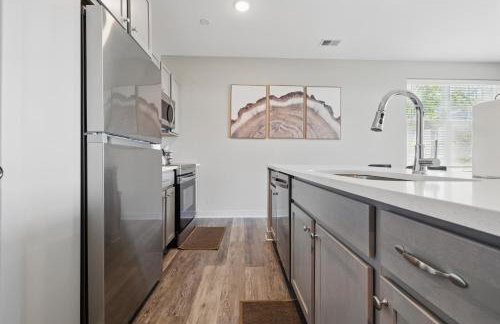 IRIE Living, ReNEW Kg 2Bd Gym Pool BRAND NEW! - Foto 22