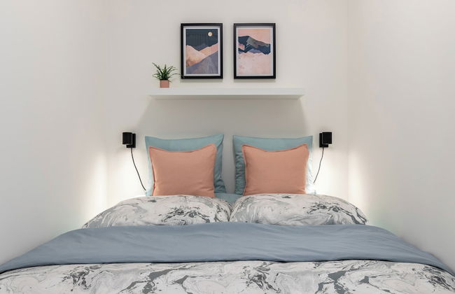 Fully equipped apartments with Terraces, Free garage parking, Netflix & AC - by Apartmány Šlapanice cz - Foto 14