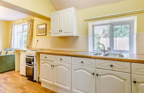 8 Bed in Rugeley oc-79321 - Photo 32