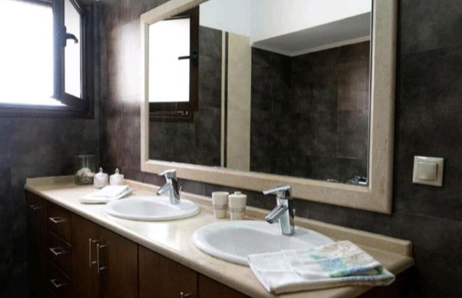 Villa Nostra - Photo 25