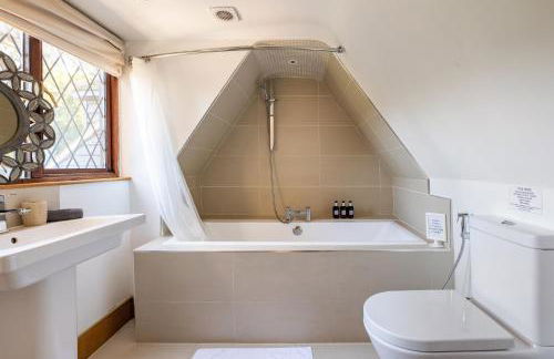 Period Luxury Converted Barn Windsor/Maidenhead - Perfect for family groups - Foto 55